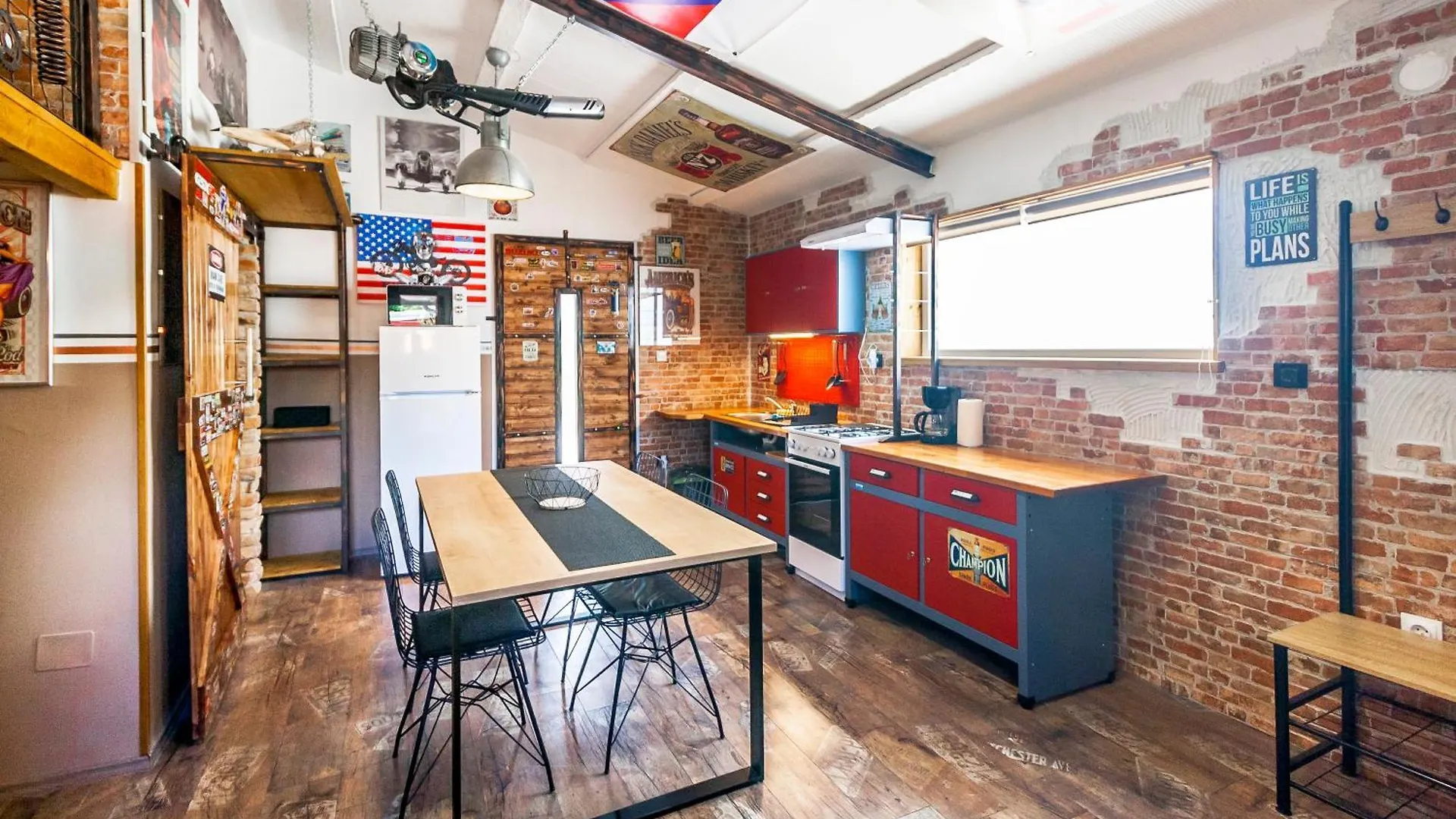 Apartamento Industrial Style Studio House Eni, With Parking, Bbq, Ac In Marcana, Ferienwohnung