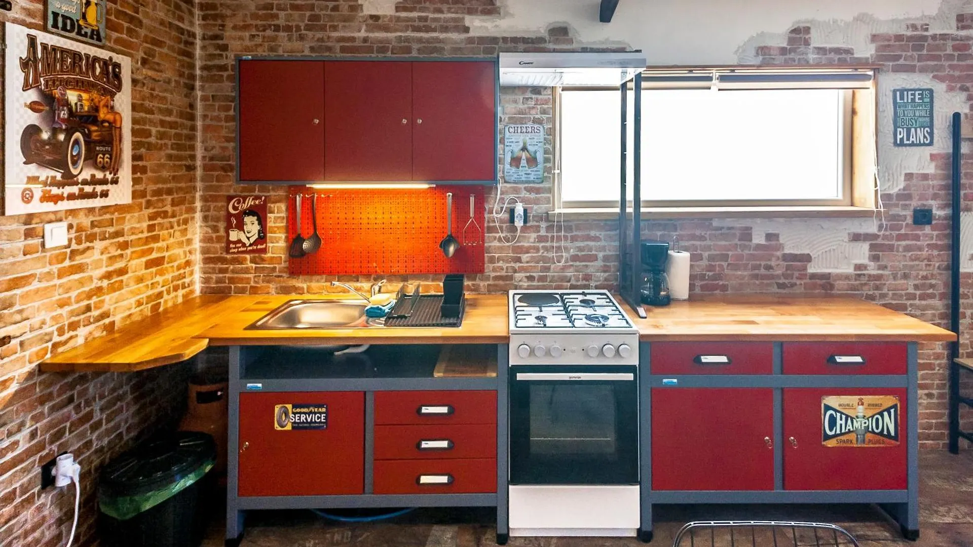 Apartamento Industrial Style Studio House Eni, With Parking, Bbq, Ac In Marcana, Ferienwohnung Croácia