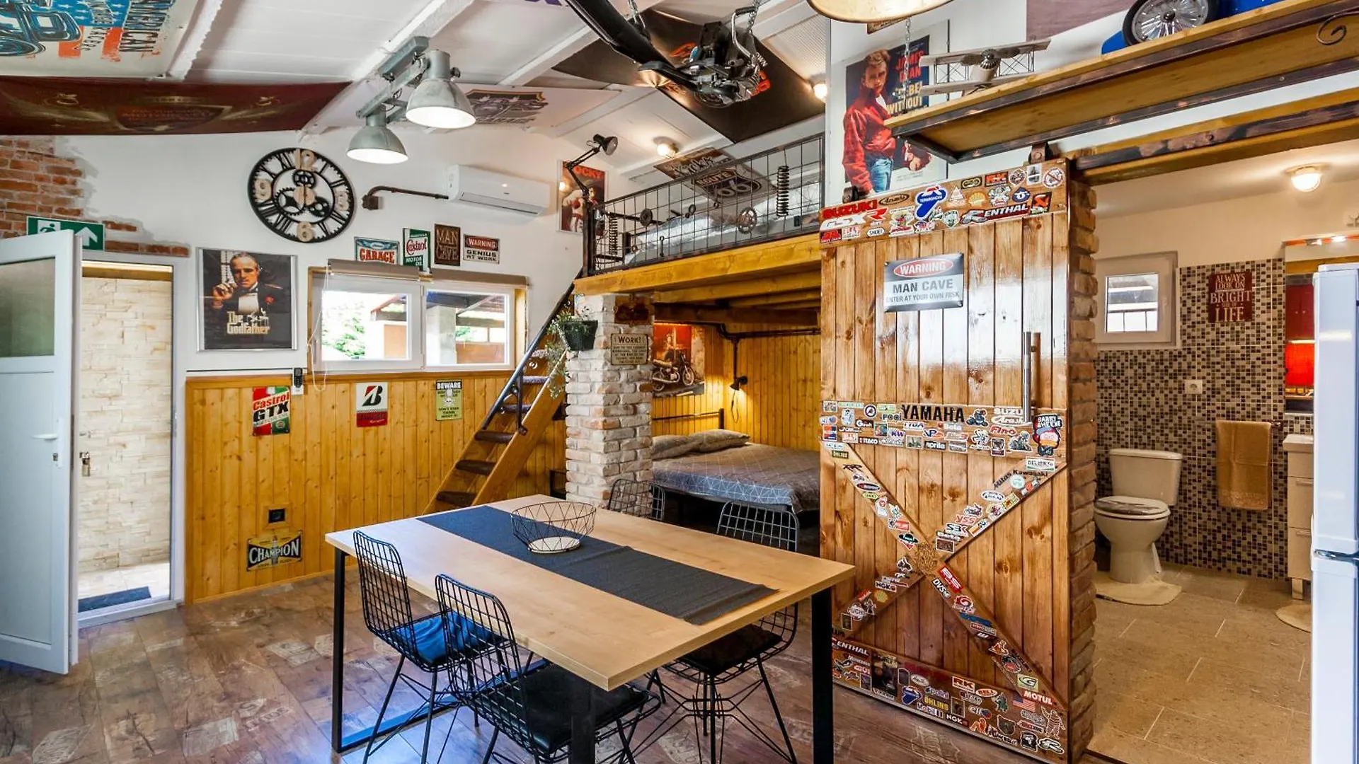 Industrial Style Studio House Eni, With Parking, Bbq, Ac In Marcana, Ferienwohnung Lejlighed