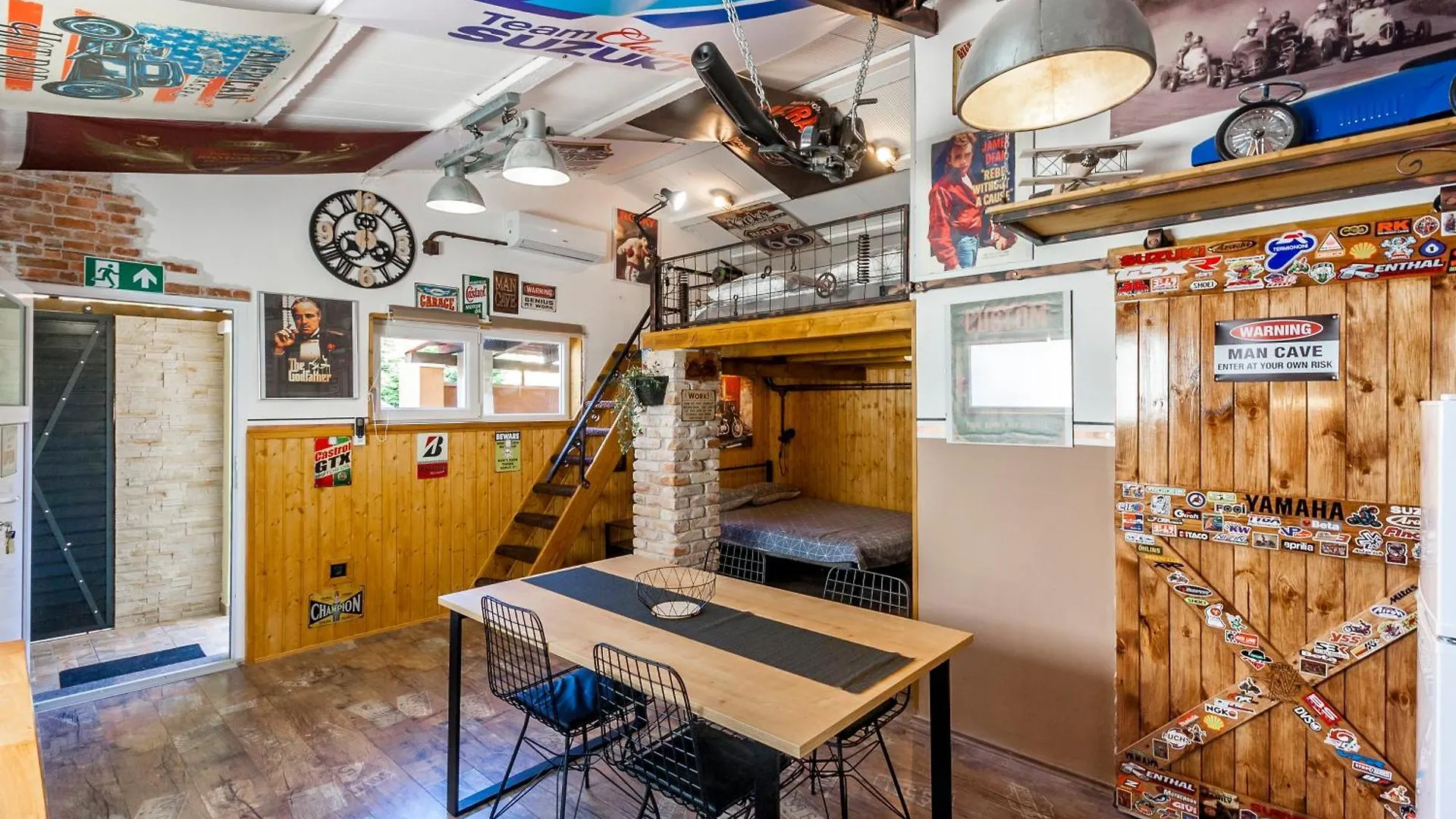 Apartamento Industrial Style Studio House Eni, With Parking, Bbq, Ac In Marcana, Ferienwohnung
